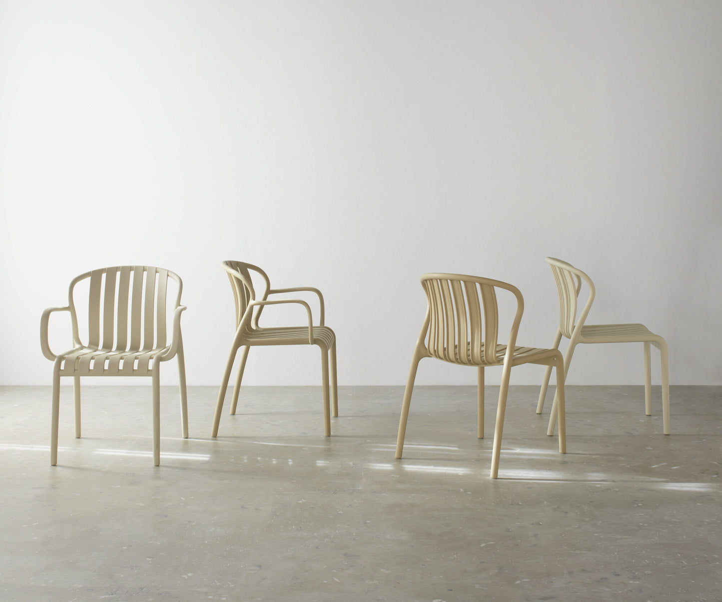 Juego de 4 Sillones Polipropileno ORTIZ