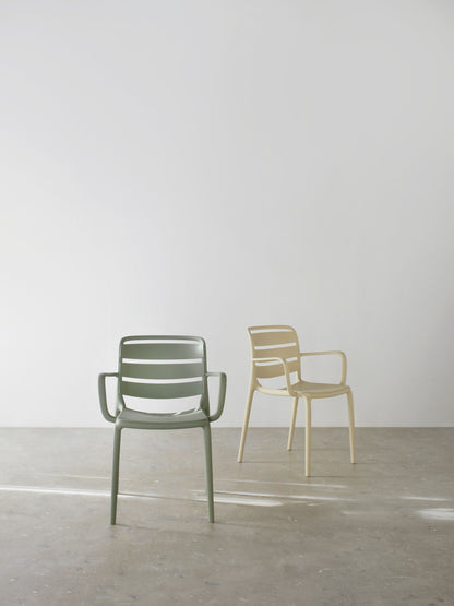 Juego de 4 Sillones Polipropileno MONEGRILLO