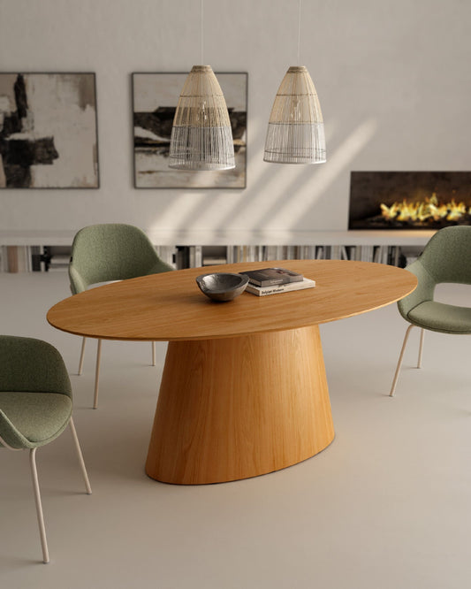 Mesa de Comedor Ovalada de Madera CUEZA